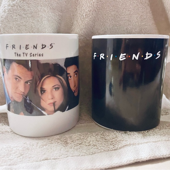 Friends TV Series Mug Set - Black and White - Picture 2 of 8